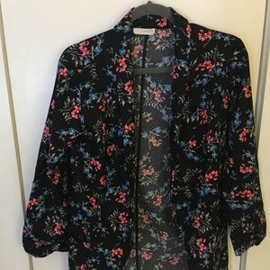Light 3/4 Sleeve Blazer